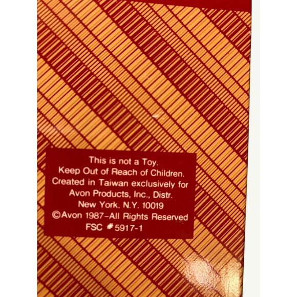 Belvedeer The Christmas Reindeer Ornament Avon Gift Collection 1987 Exclusive - Picture 3 of 13